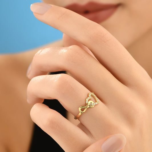 Taşlı Kalp Sonsuzluk Altın Yüzük