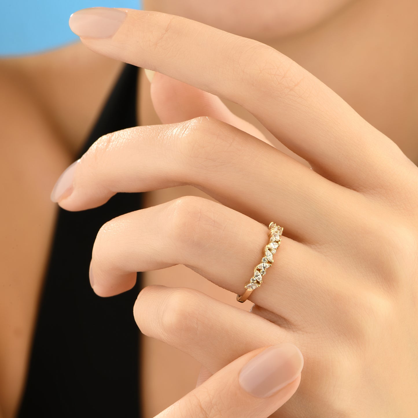 Markiz Kesim Özel Tasarım Yarımtur Altın Yüzük