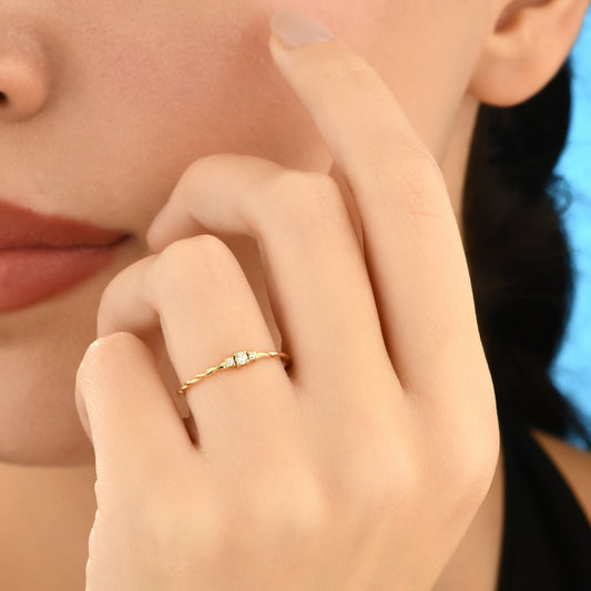 Minimal Burgu Tektaş 14 Ayar Altın Yüzük