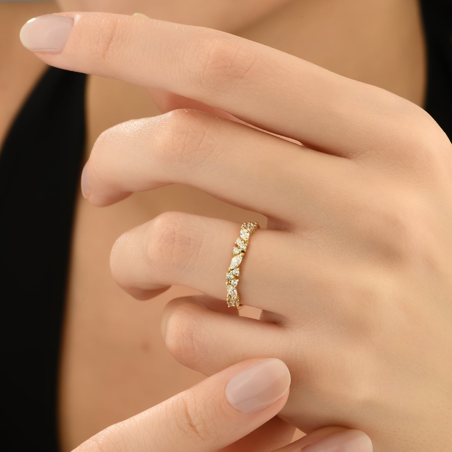 Markiz Kesim Taşlı 14 Ayar Altın Yüzük