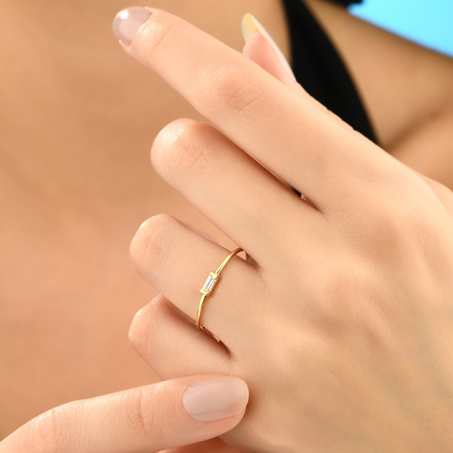 Minimal Baget Taşlı 14 Ayar Altın Yüzük