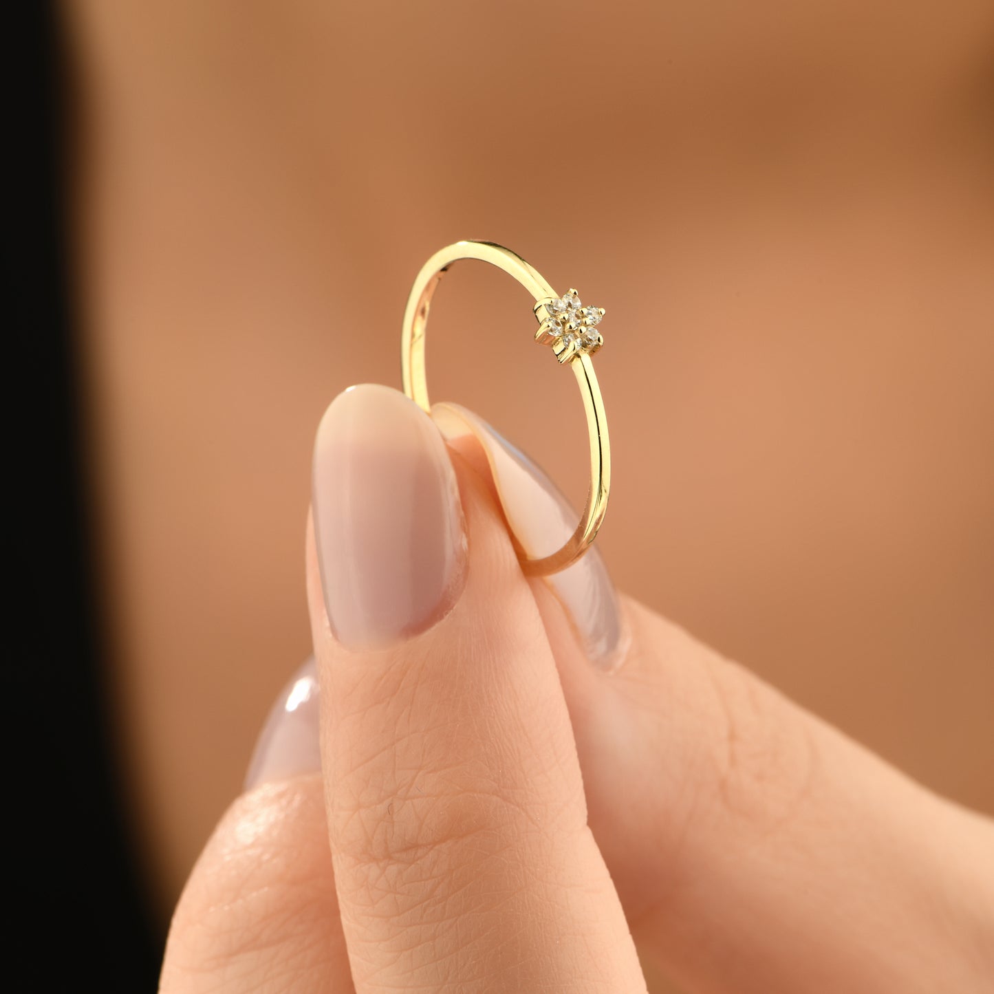 Minimal Çiçek Tasarım 14 Ayar Altın Yüzük