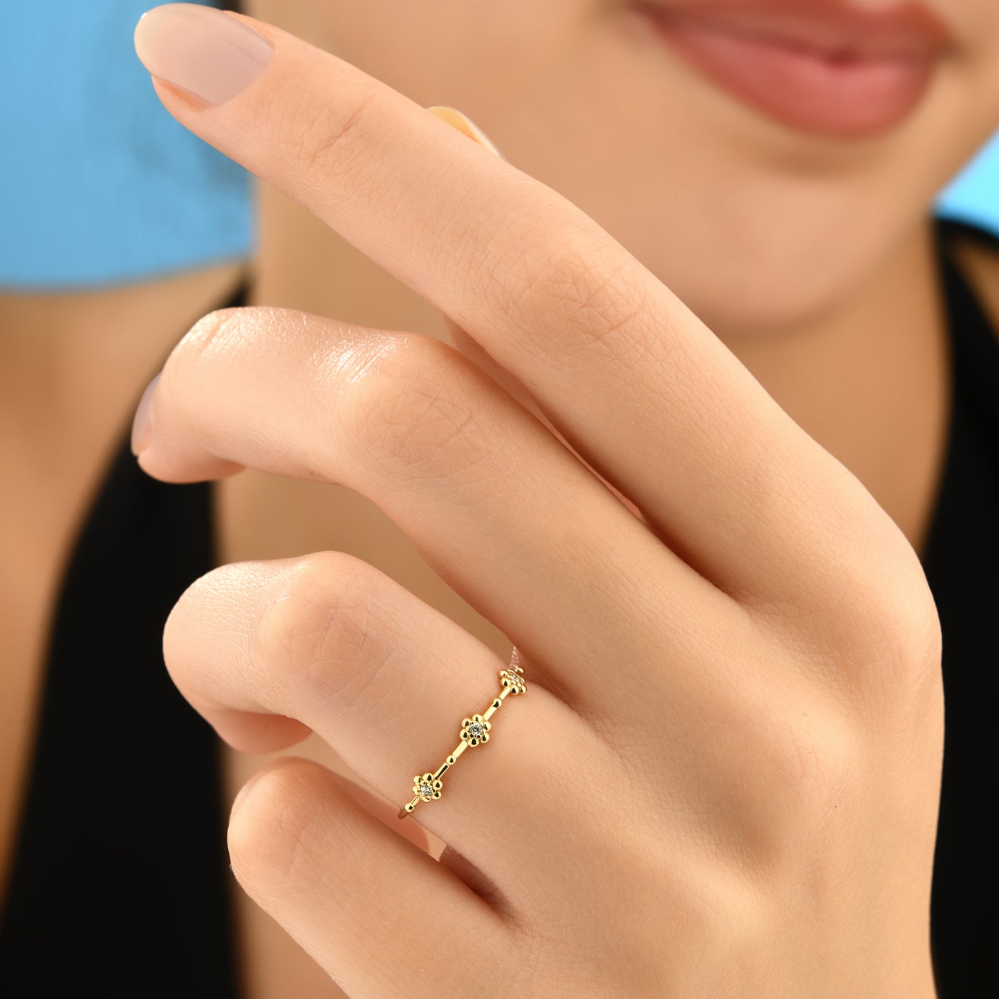 Minimal Çiçek 14 Ayar Altın Yüzük