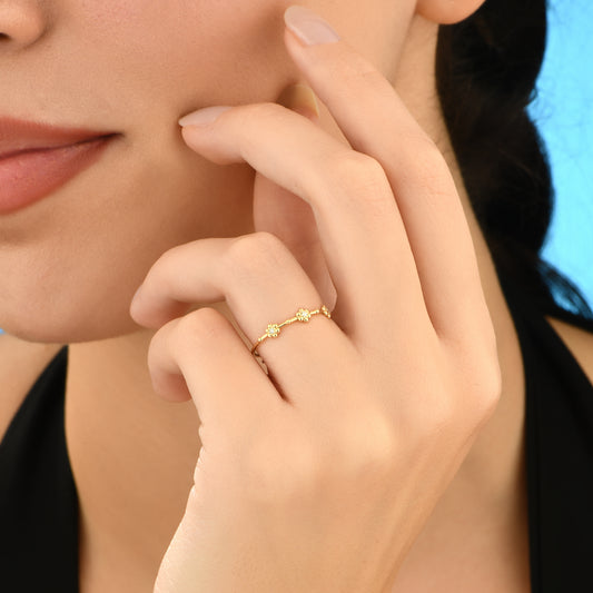 Minimal Çiçek 14 Ayar Altın Yüzük