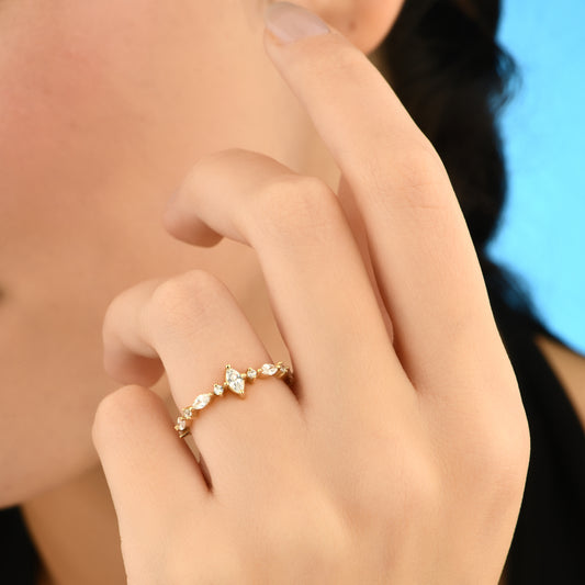 Markiz Taşlı 14 Ayar Altın Yüzük