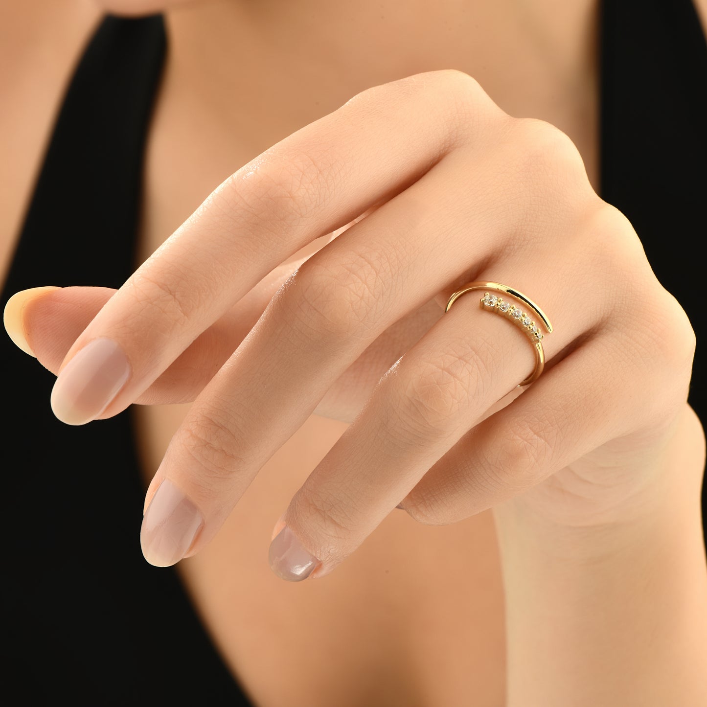 Taşlı Spiral Altın 14 Ayar Yüzük