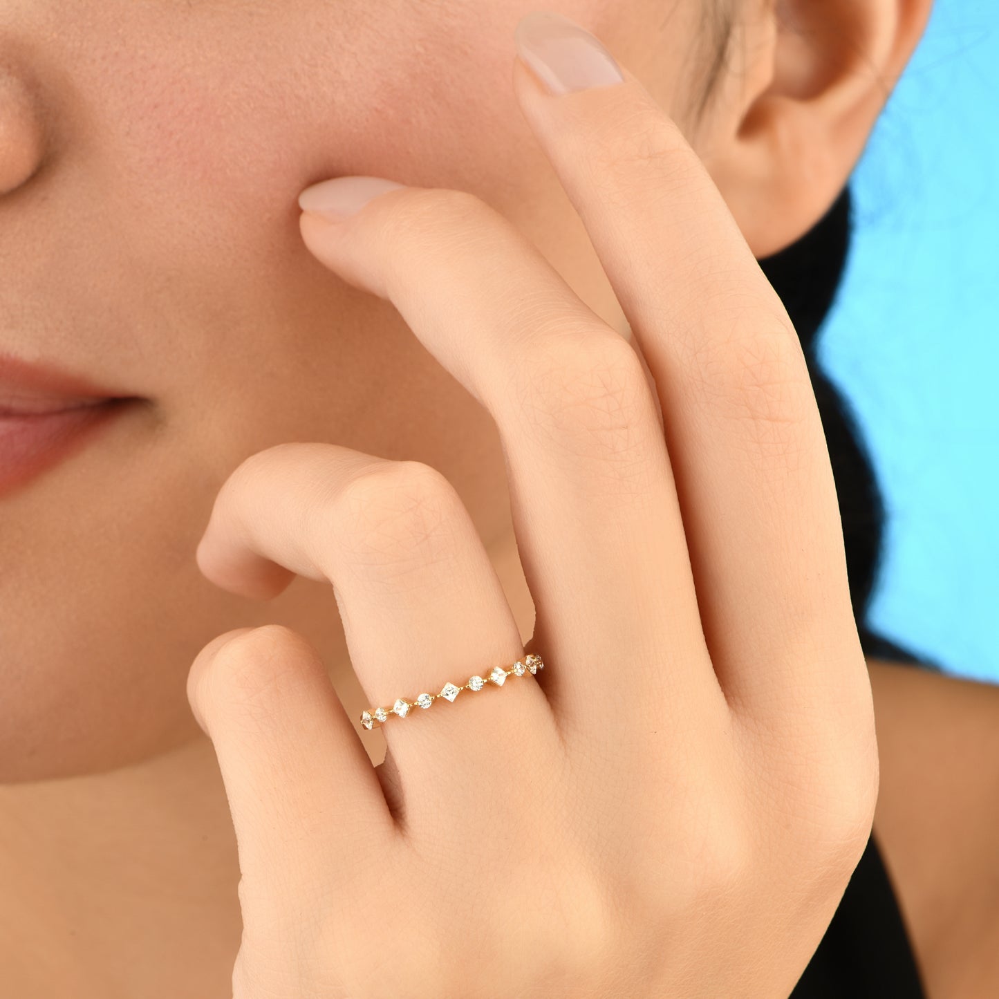 Prenses Kesim Minimal Yarımtur 14 Ayar Altın Yüzük