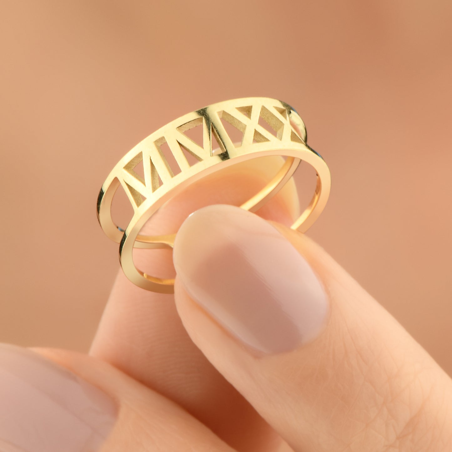 Roma Rakamı Altın Yüzük